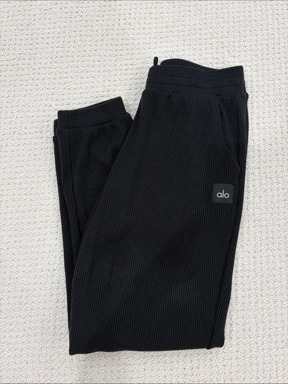 Alo - Waffle Weekend Escape Jogger - Size Large - Black